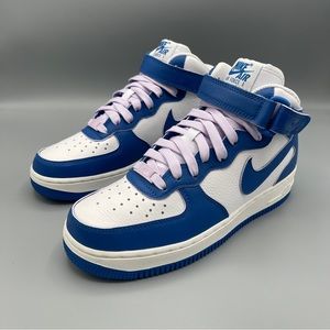 Women's Air Force 1 '07 Mid - Classic White and Military Blue Size 8.5